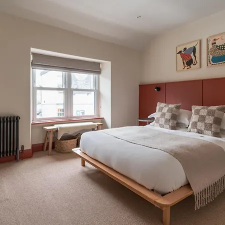 Bryony Cottage: Close To Station Windermere