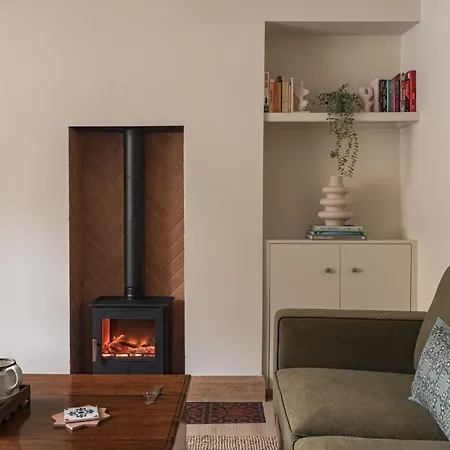 Bryony Cottage: Close To Station Windermere